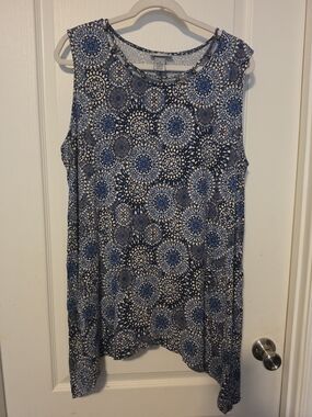 Catherines Blue and White Sleeveless Printed Tank Top